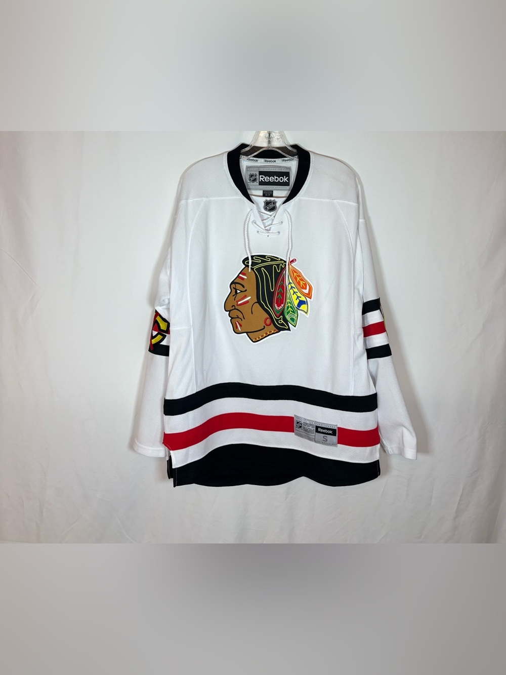 Reebok Chicago Blackhawks White Away Hockey Jersey Size Small